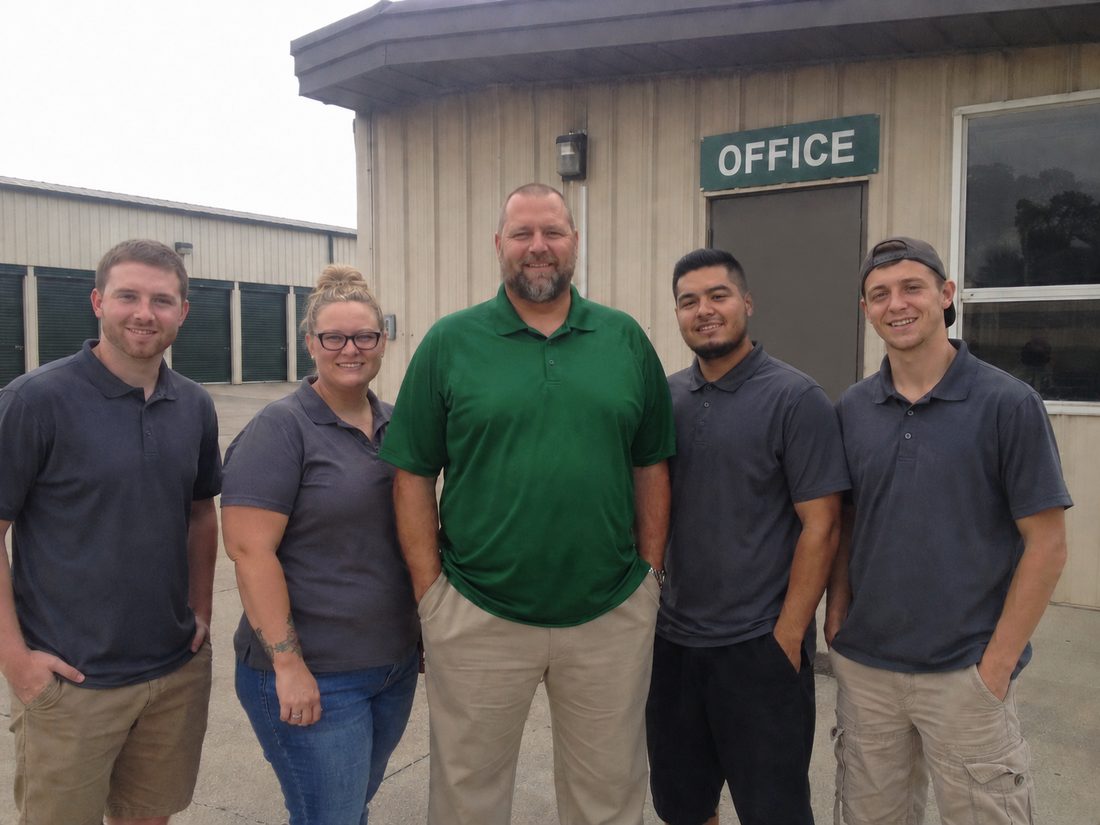 Pest control professionals in Tamiami, FL